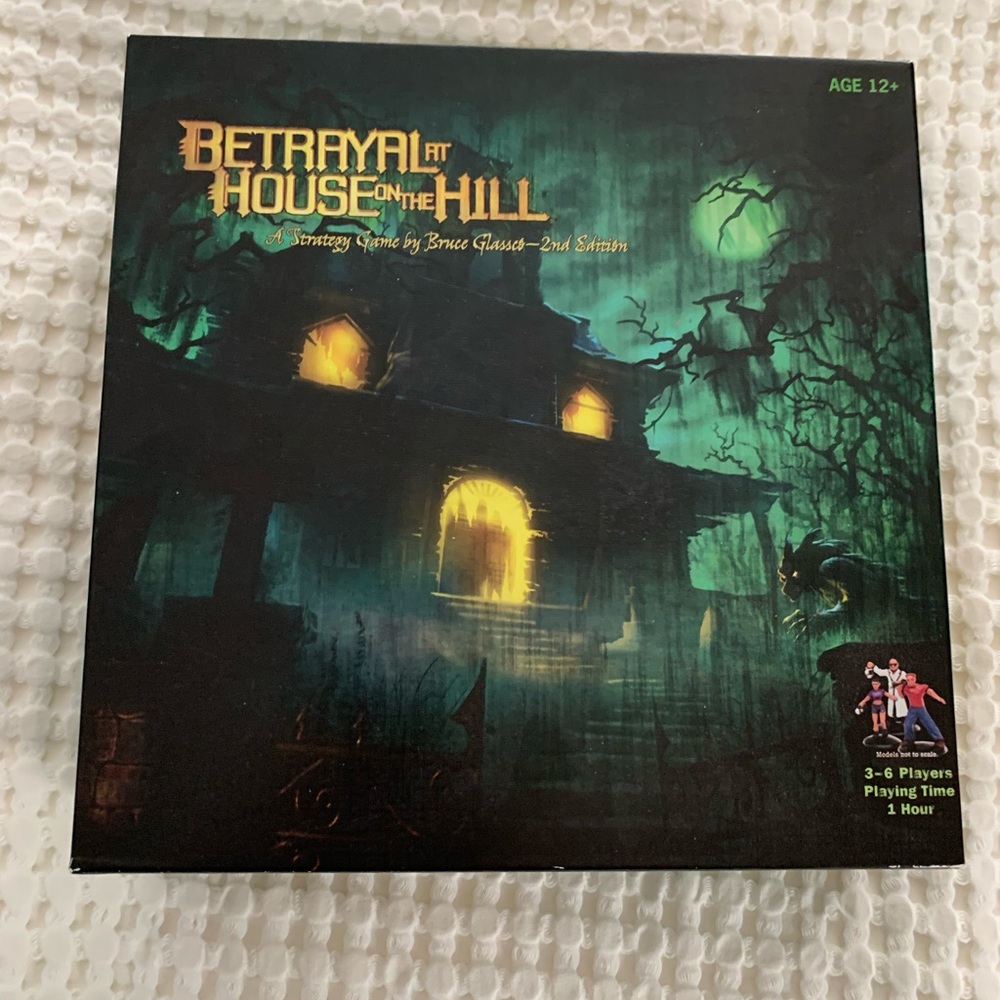 Betrayal at House on the Hill - Sealed pieces like new